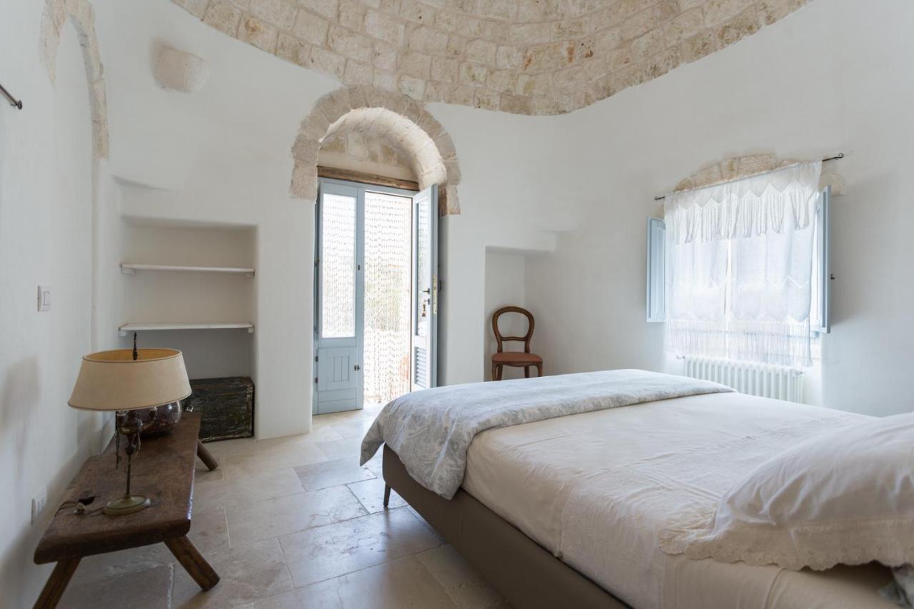 Si Fa Trullo Bed & Breakfast Ostuni Bagian luar foto