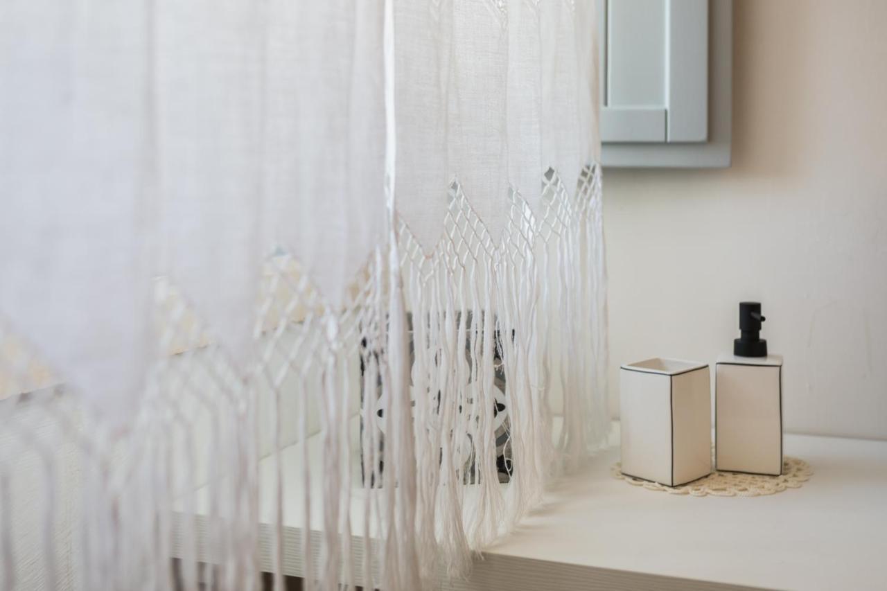 Si Fa Trullo Bed & Breakfast Ostuni Bagian luar foto