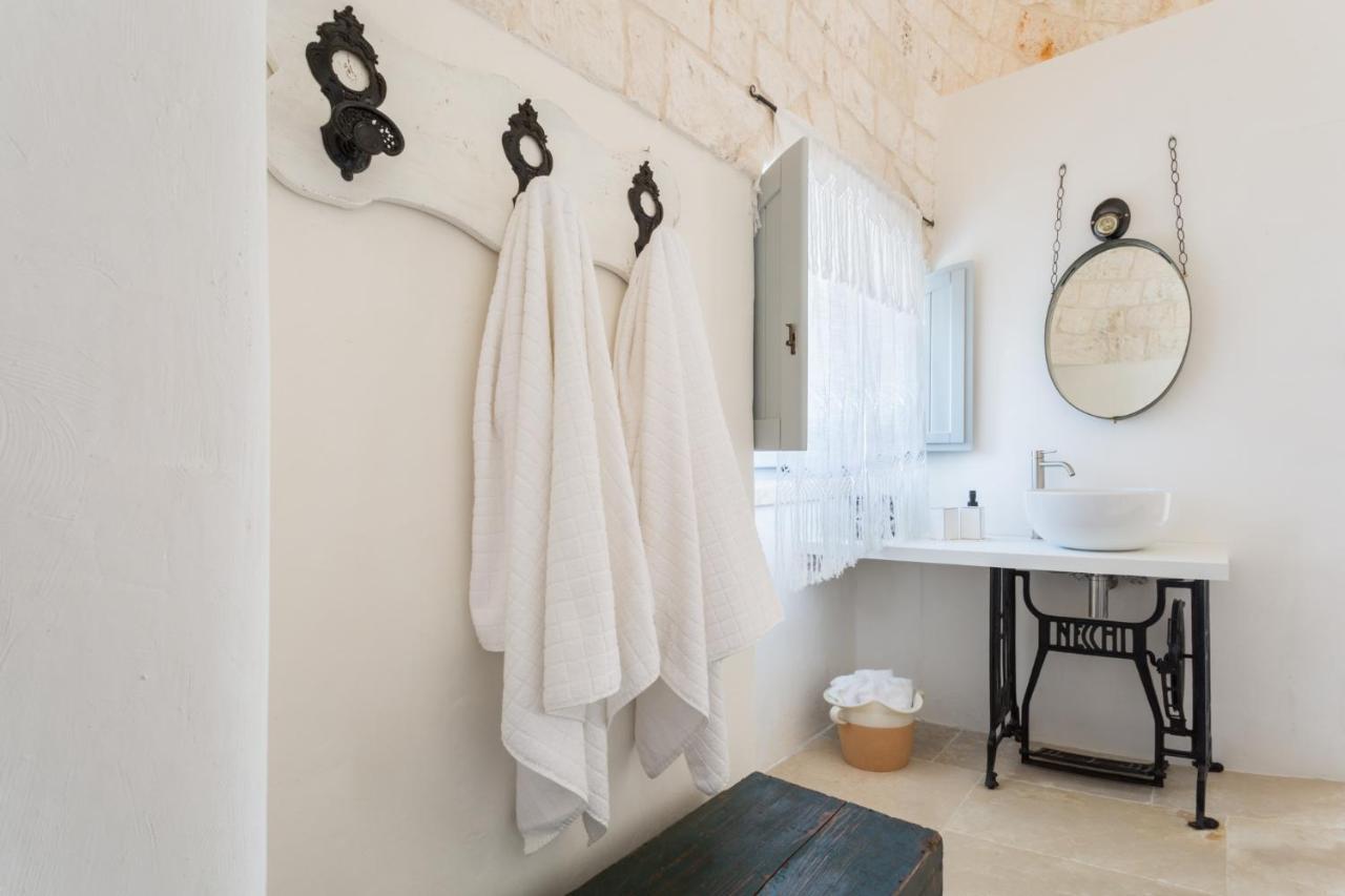 Si Fa Trullo Bed & Breakfast Ostuni Bagian luar foto
